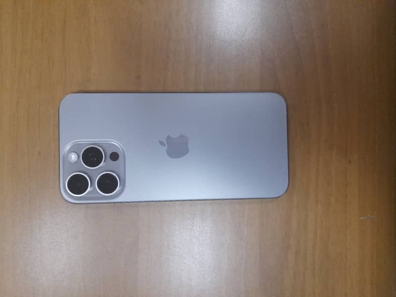 Apple iPhone 15 Pro Max 256GB 0
