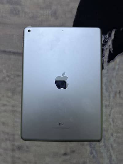 iPad 6 gen 128