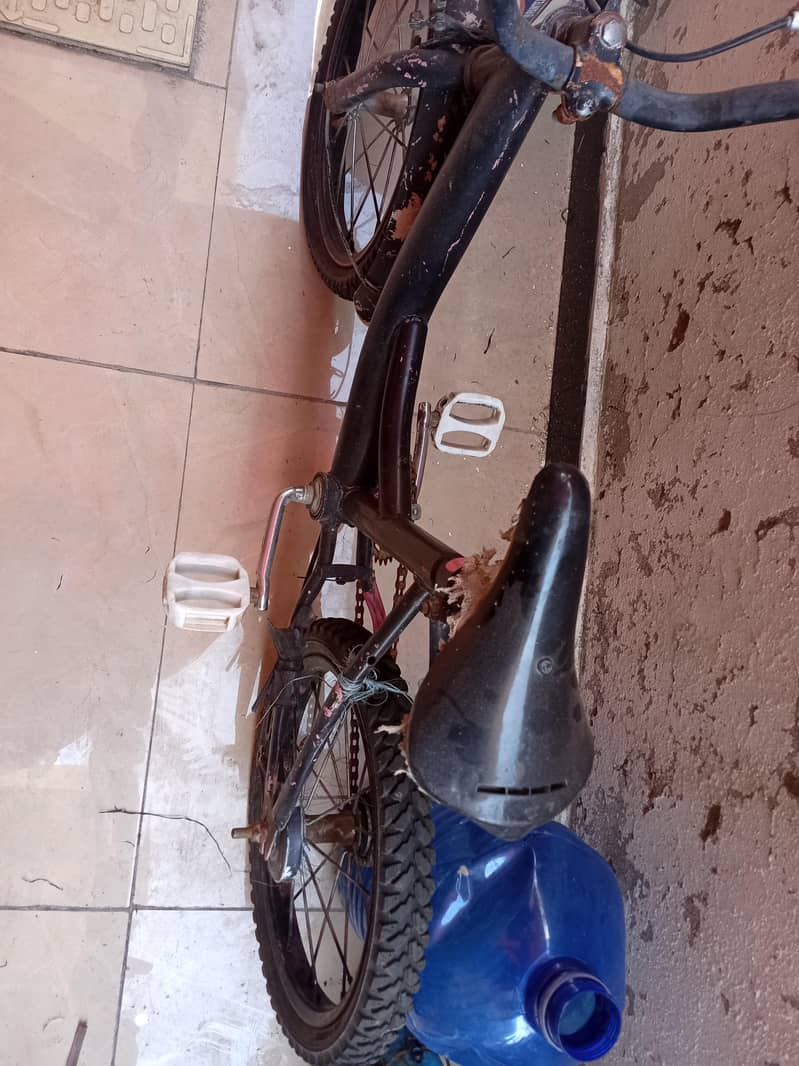 used bycycle  condition normal 1