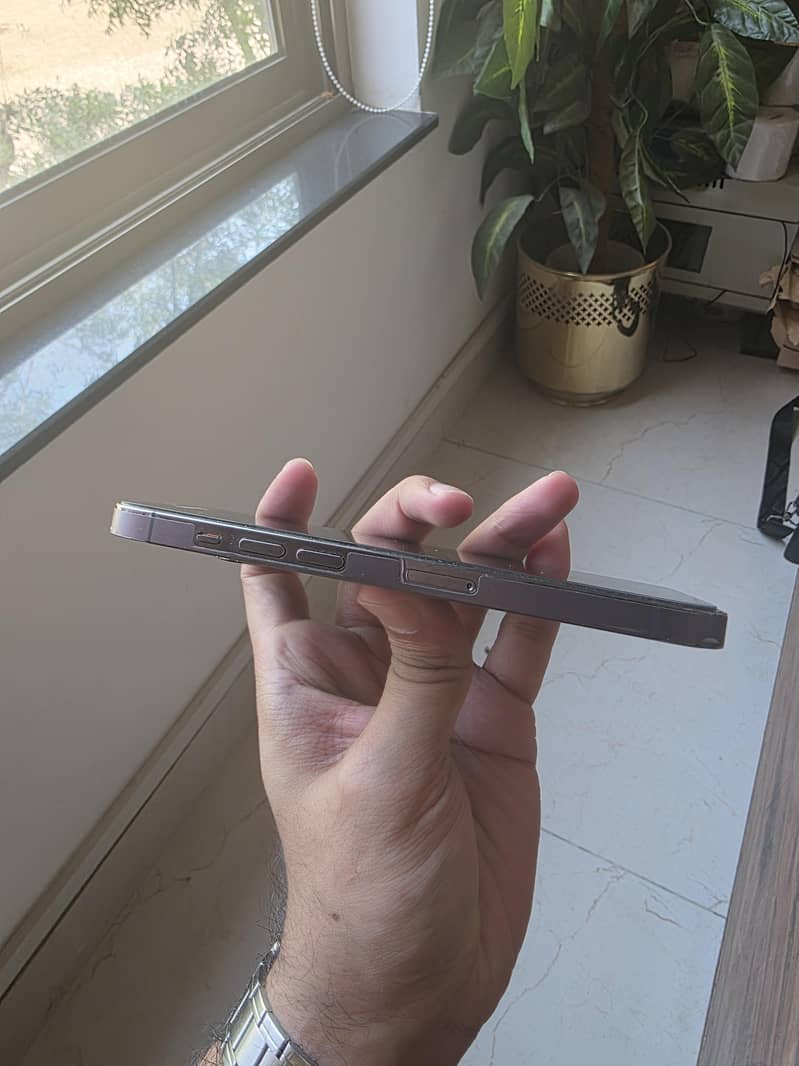 Apple iPhone 14 Pro 5
