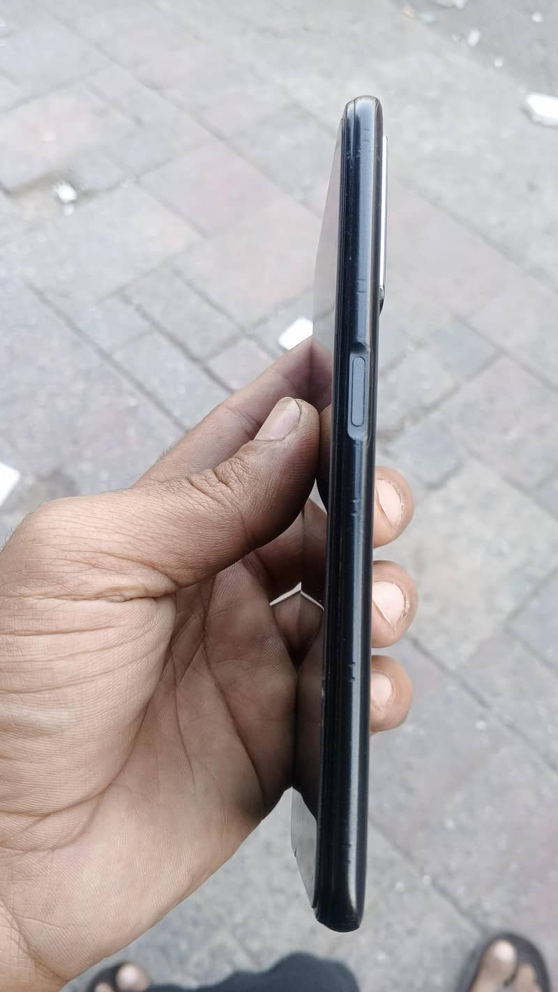 OPPO A76 4