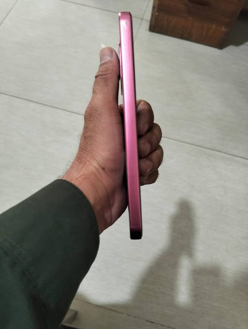 Oppo A6 Pro 1