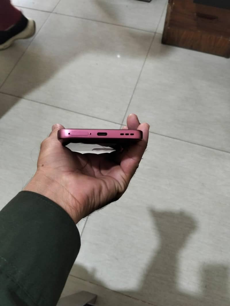 Oppo A6 Pro 5