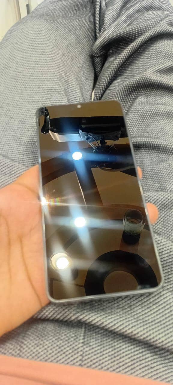 Samsung Mobile A07 6