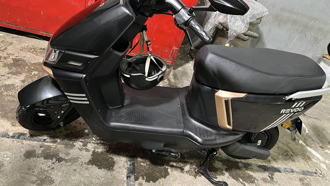 Revo A12 0