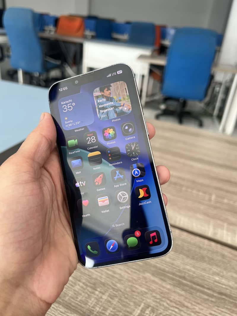 Apple iPhone 13 Pro 4