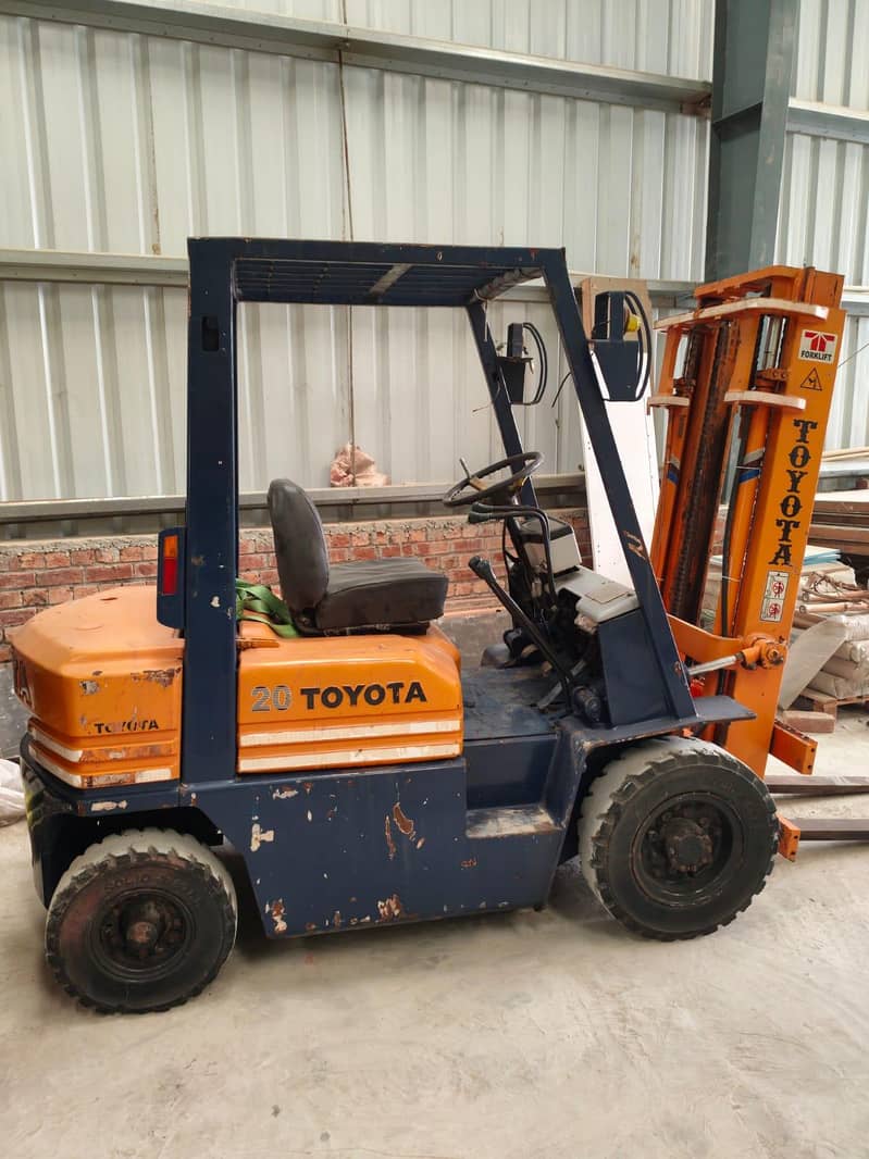 Forklift 2 tons 2