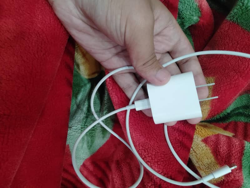 apple charger 3