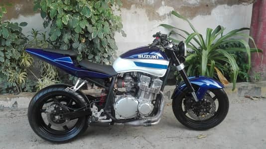 Suzuki gsxer 750 up for sale