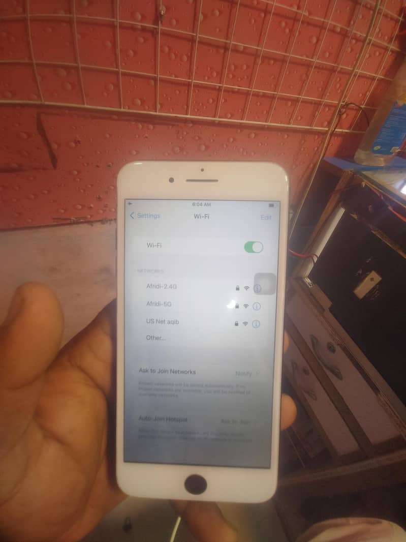 iPhone 8 plus 4