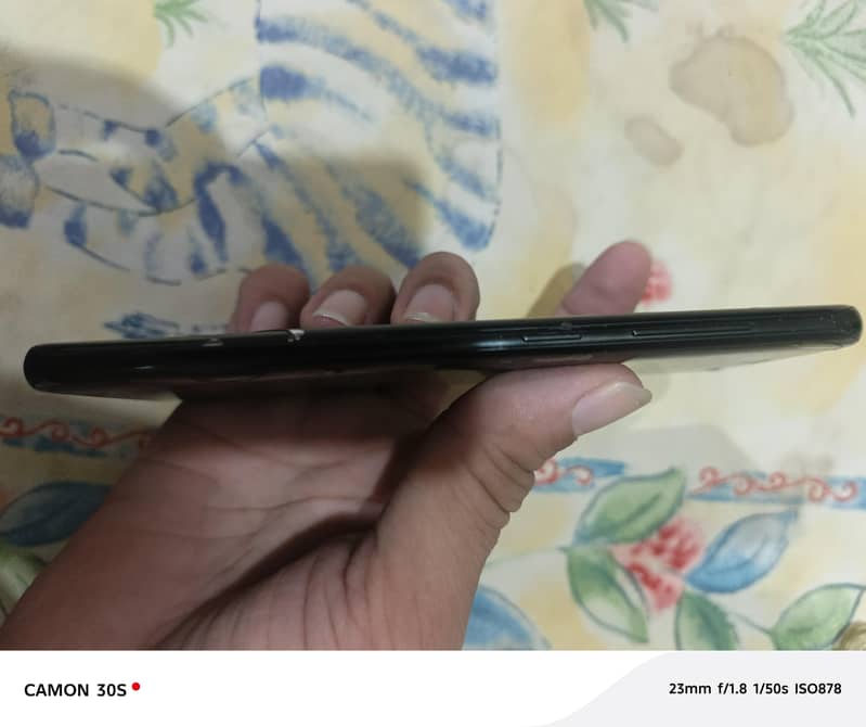Samsung Mobile S8 3
