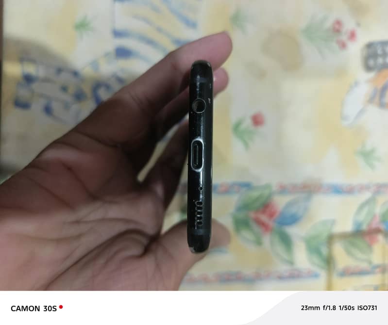 Samsung Mobile S8 5