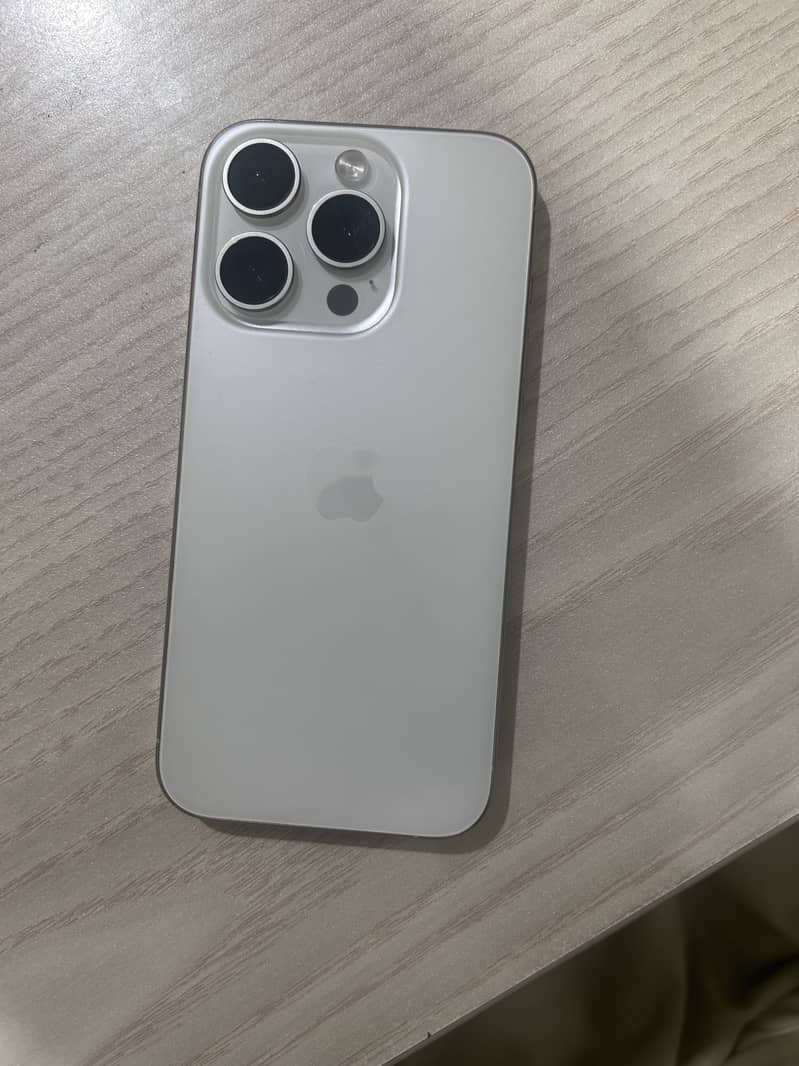 Apple iPhone 15 Pro 1