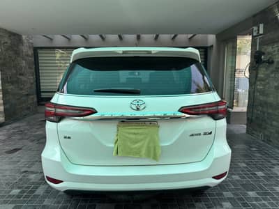 Toyota fortuner sigma 2.8