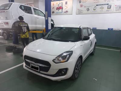 Suzuki Swift GLX CVT 2025