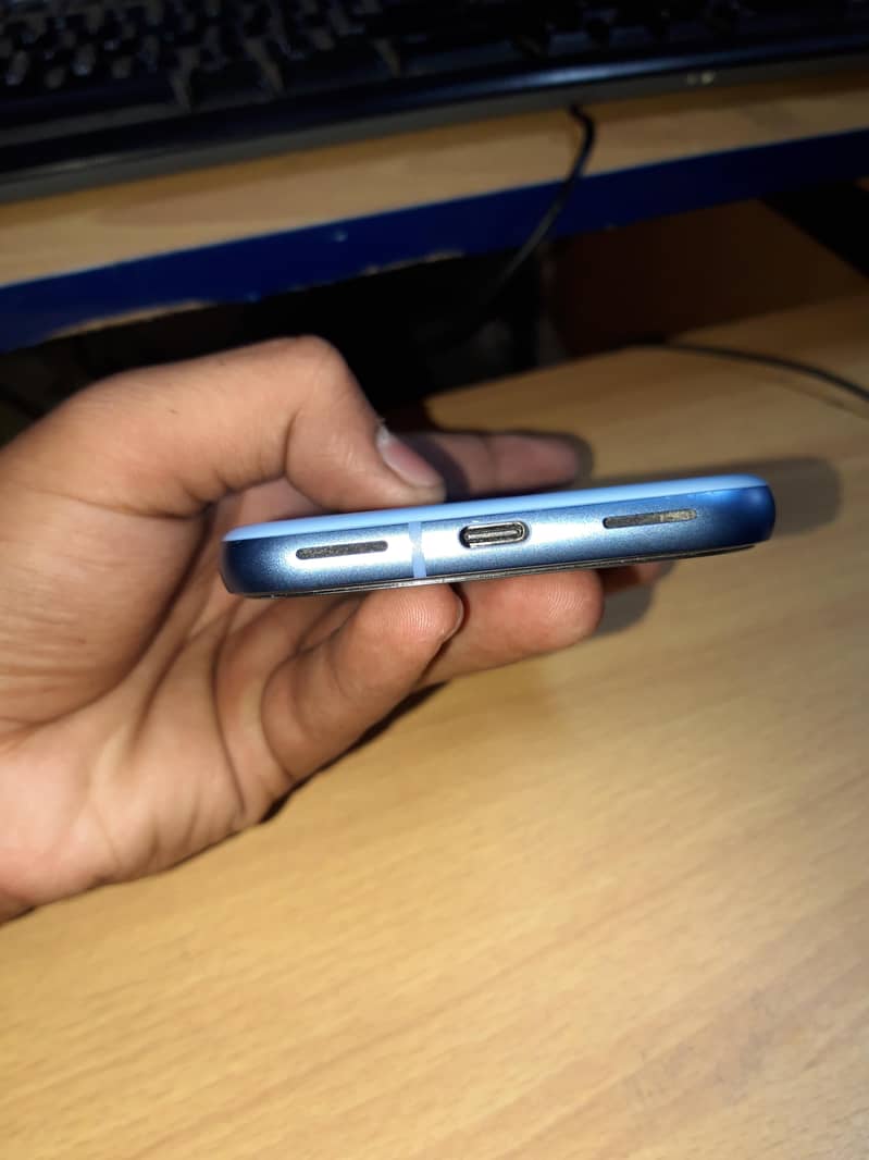 Google Pixel 8a 3