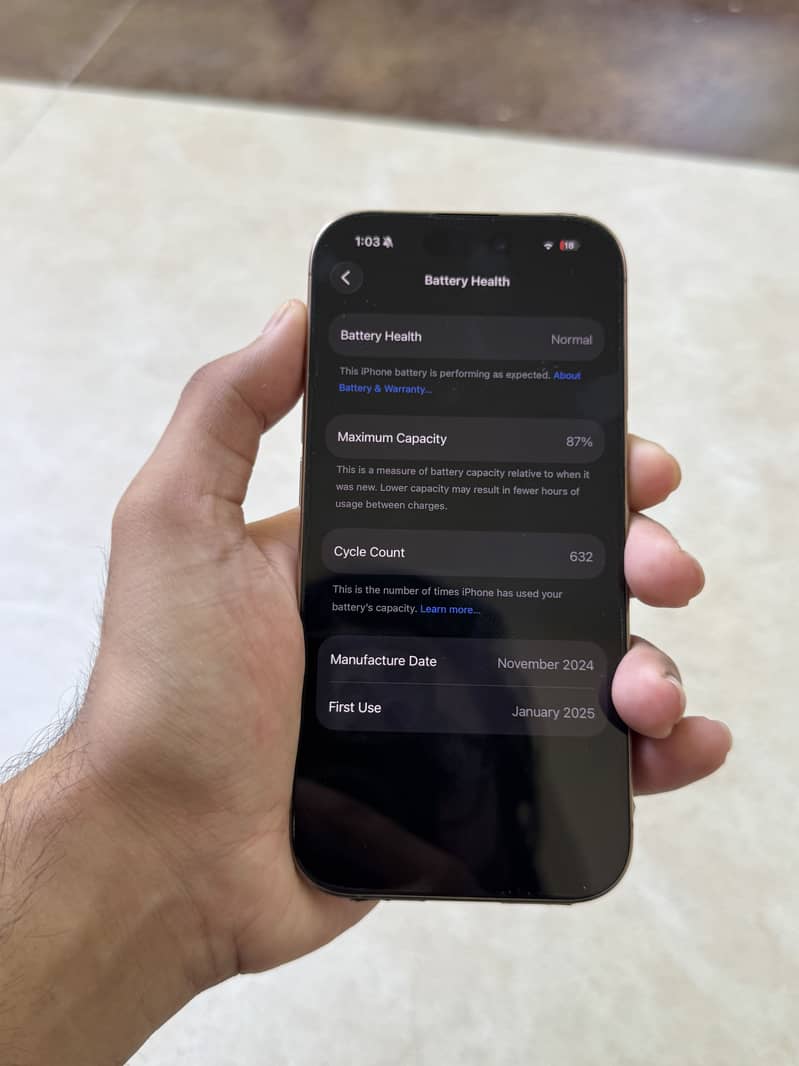 Apple iPhone 16 Pro 4