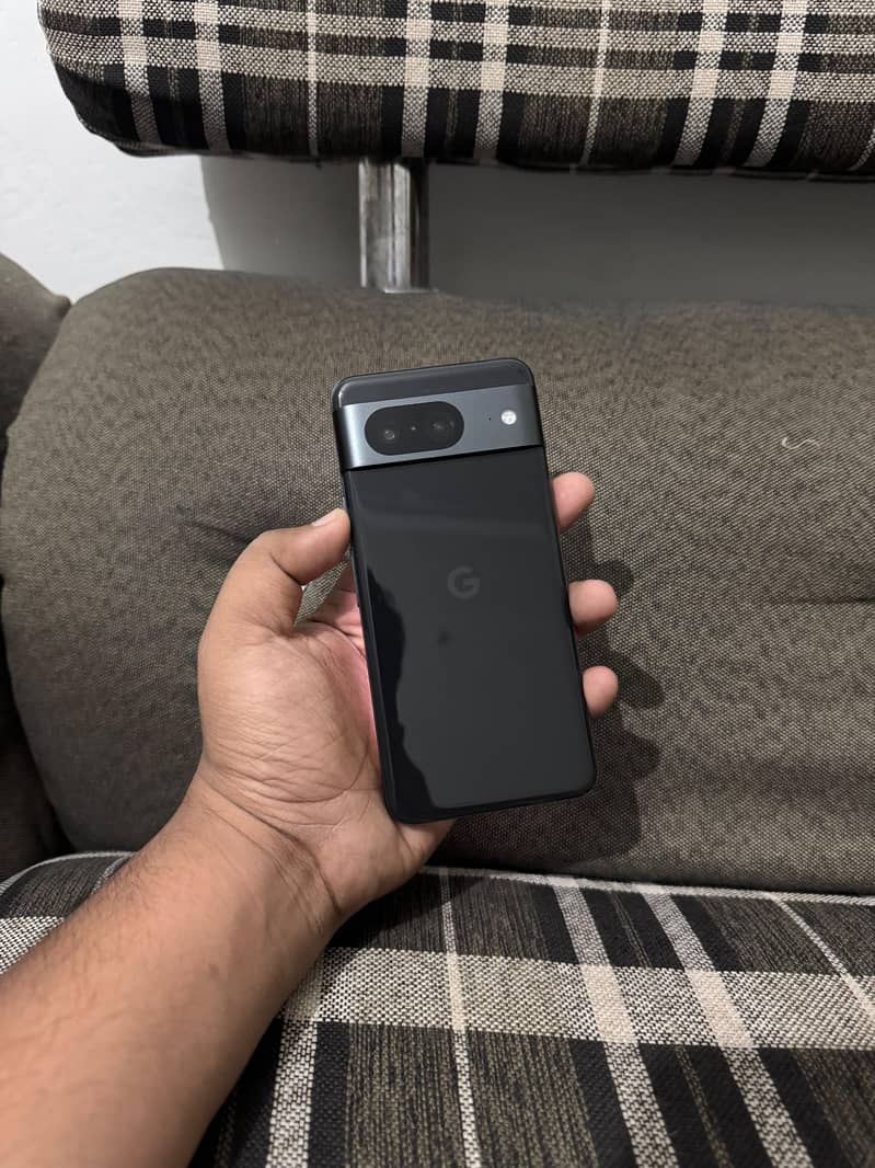 Google Pixel 8 3