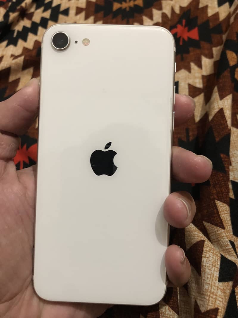 Apple iPhone SE 0