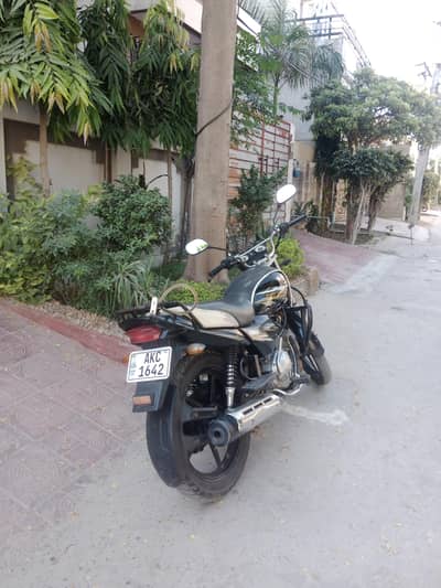 Bike in very good condition. no work required. just buy and ride.