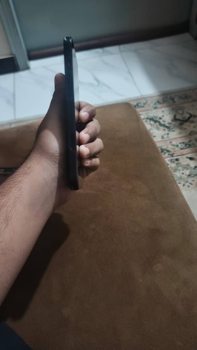Apple iPhone 14 plus 4