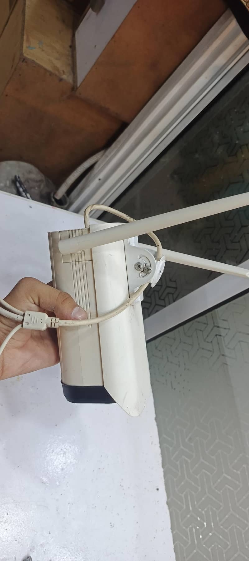 Two cameras same condition both 1