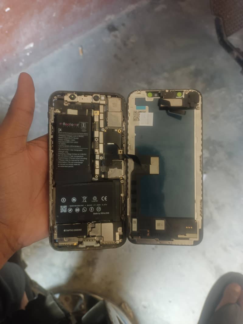 Apple iPhone X 2