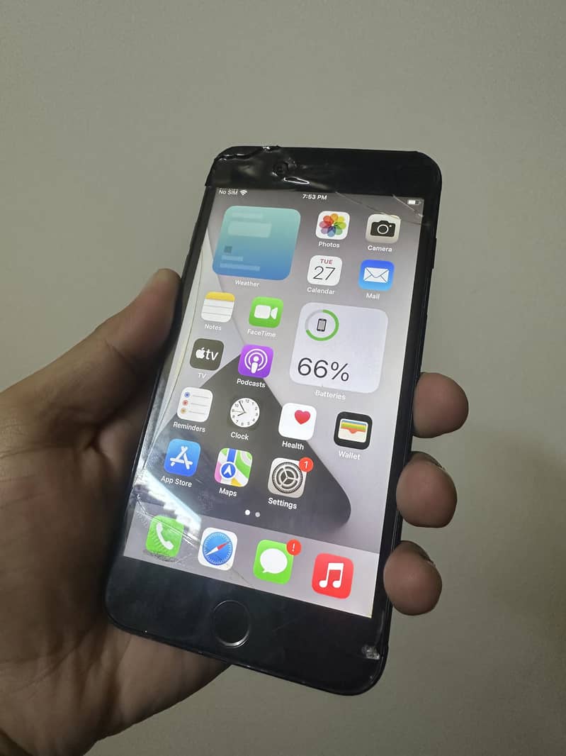 Apple iPhone 7 Plus 1