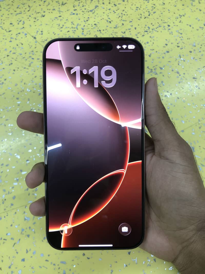Apple iPhone 16 Pro Max jv 3