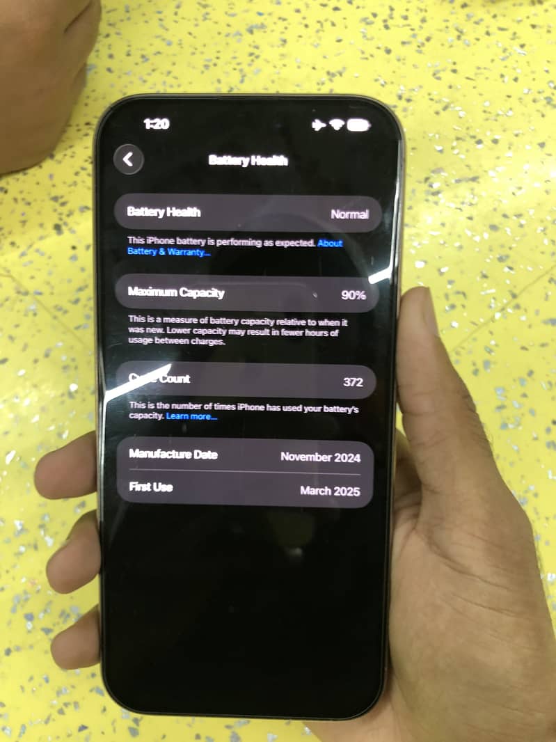 Apple iPhone 16 Pro Max jv 9