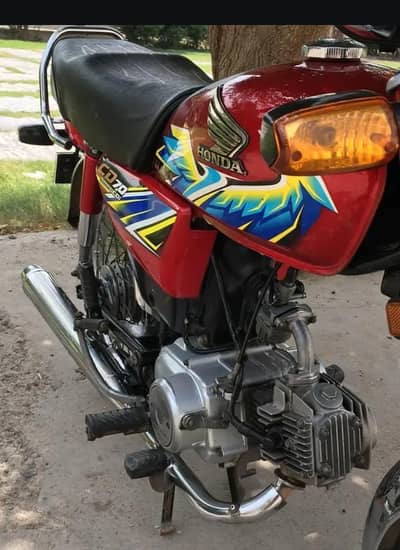 sealed my Bick 03097371929