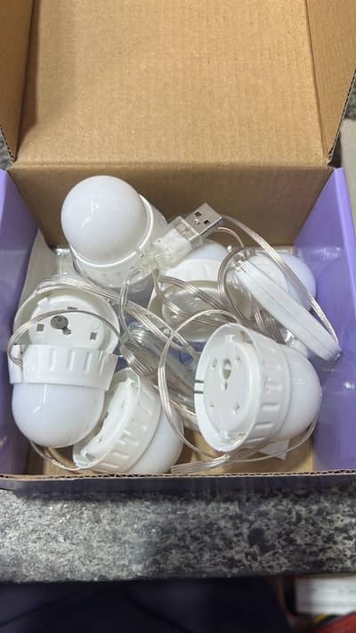 Mirror side bulb available