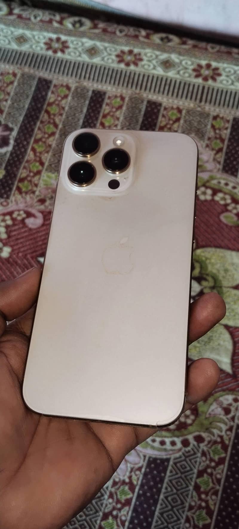 Apple iPhone 16 Pro Max jv 7