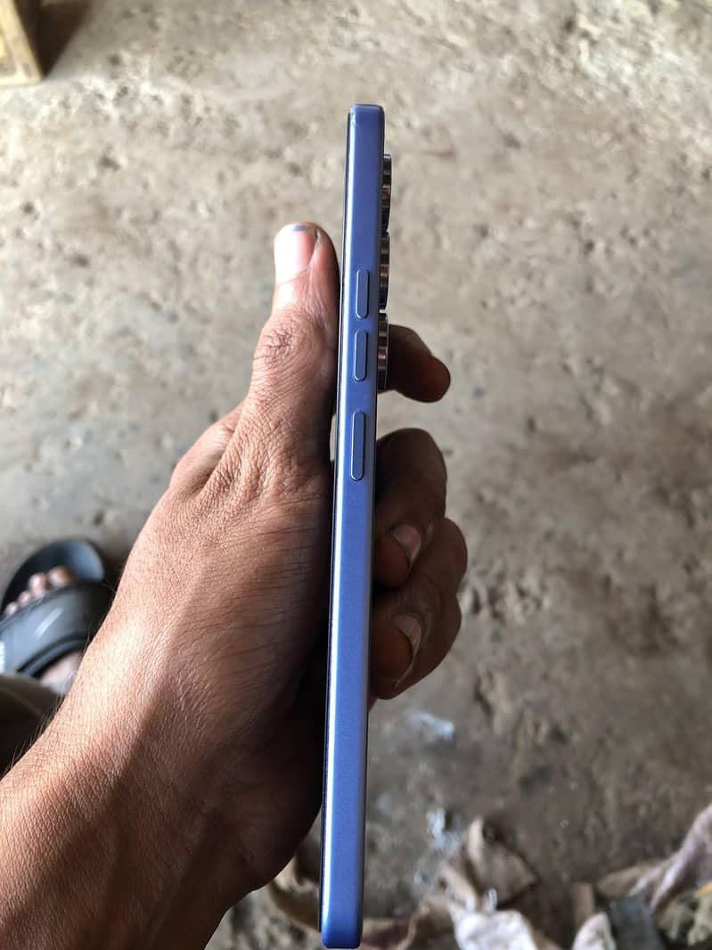 Tecno Spark 40 Pro 3