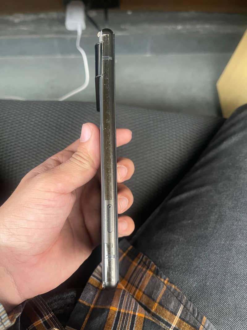 Google Pixel 6 4