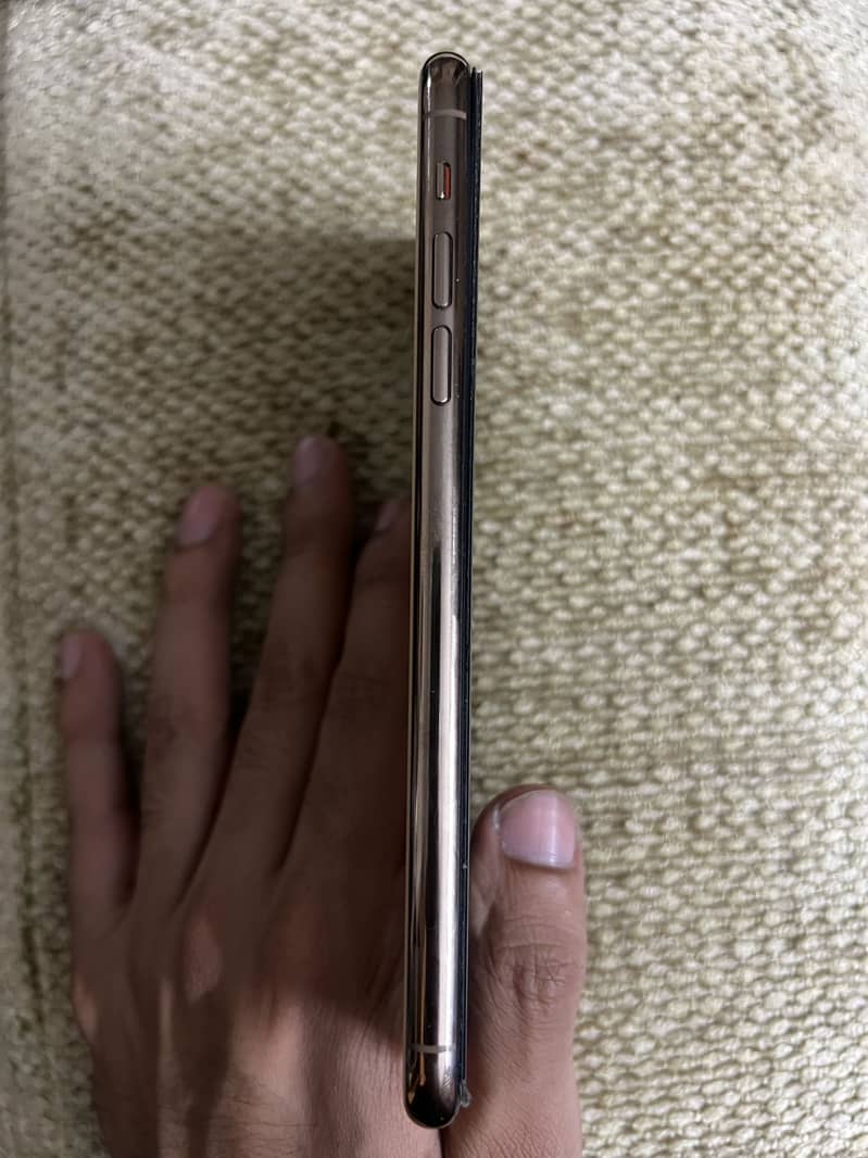 Iphone 11 pro max 1