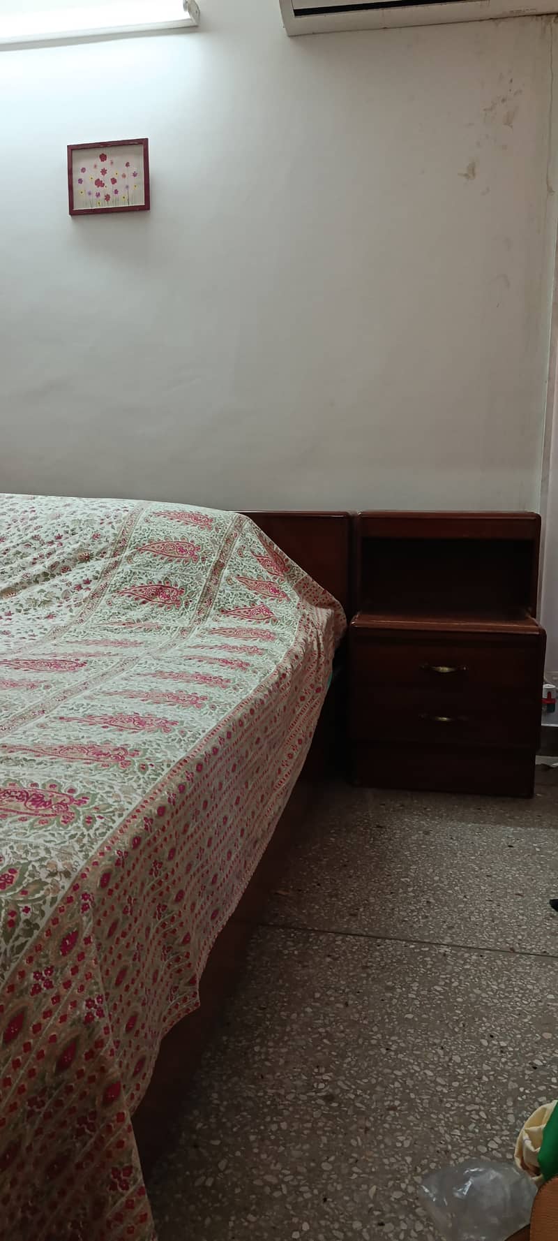 Solid wood Bedroom set 2