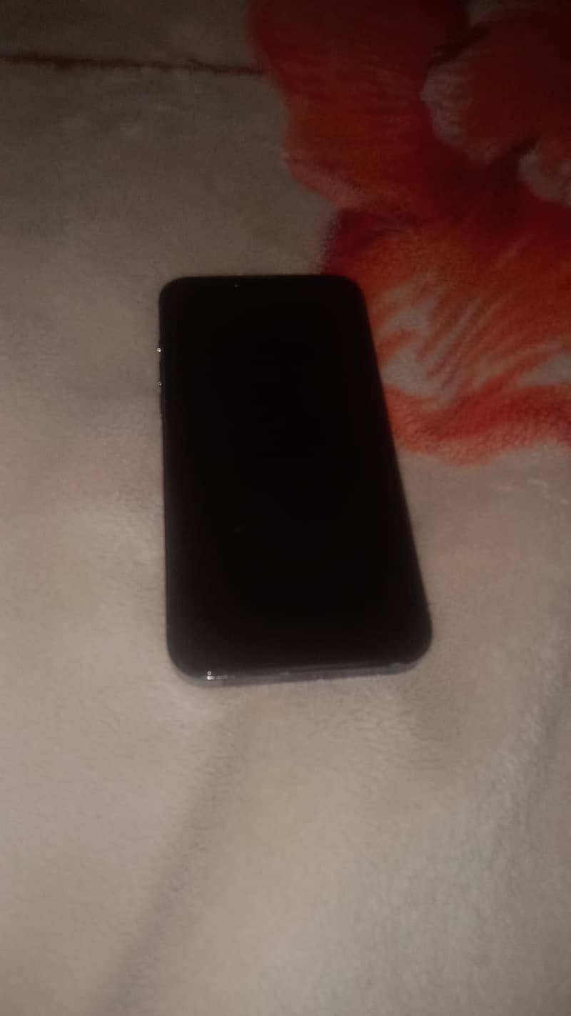 Apple iPhone 13 Pro Max 2