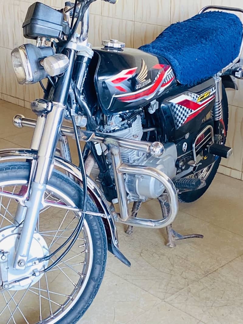 CD 125 2024 model 5