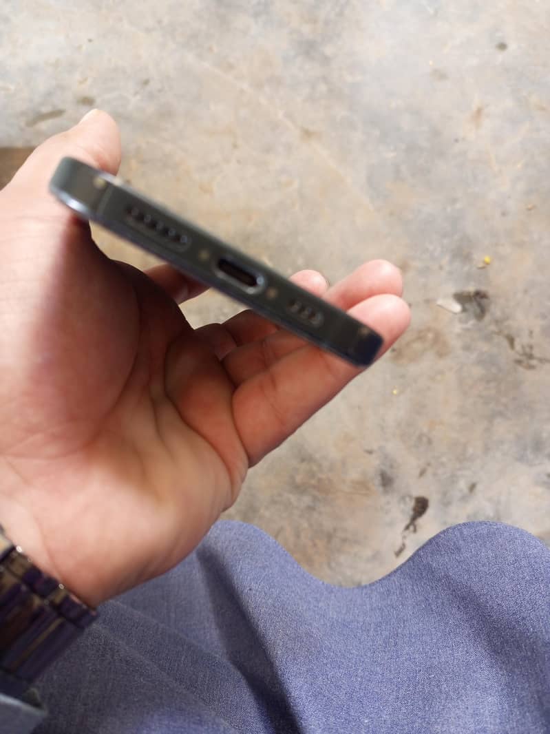 Apple iPhone 15 1