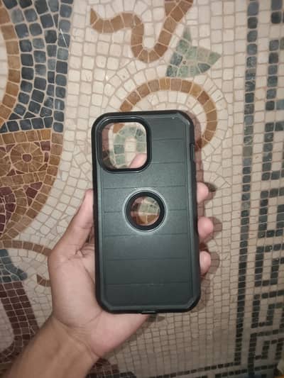 premium iphone 14 pro max case condition bhout achi hai