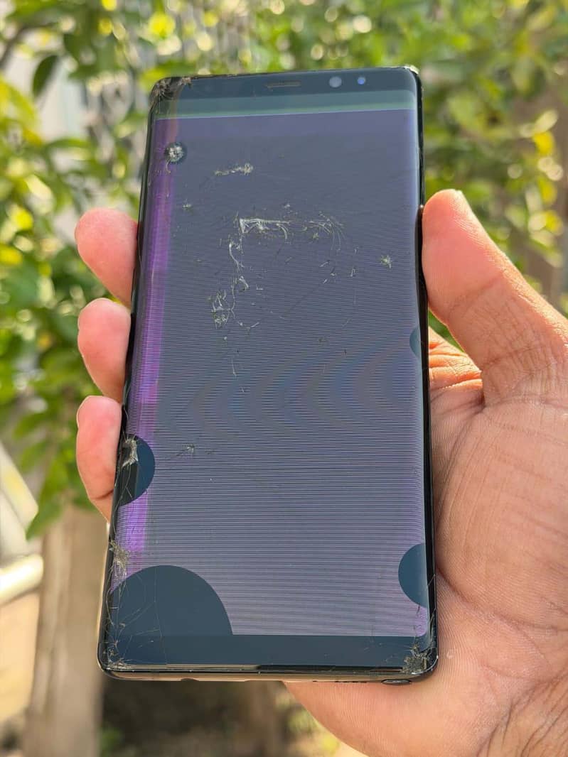 Samsung Mobile Note 8 1