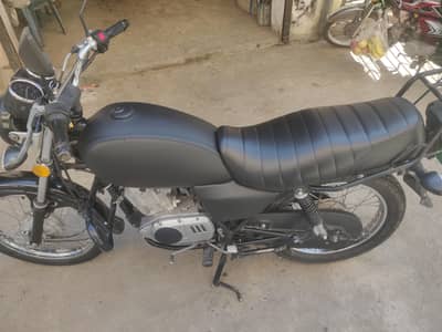 Suzuki Gs150 2023