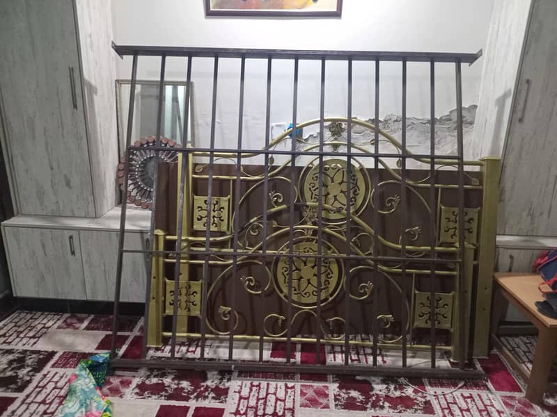 king bed with side table and dressing table 0