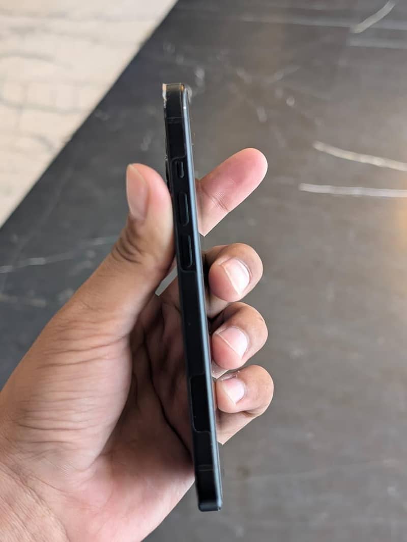 Apple iPhone 15 2