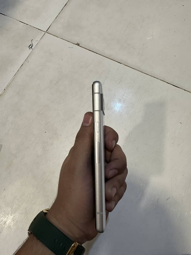 Google Pixel 7a 1