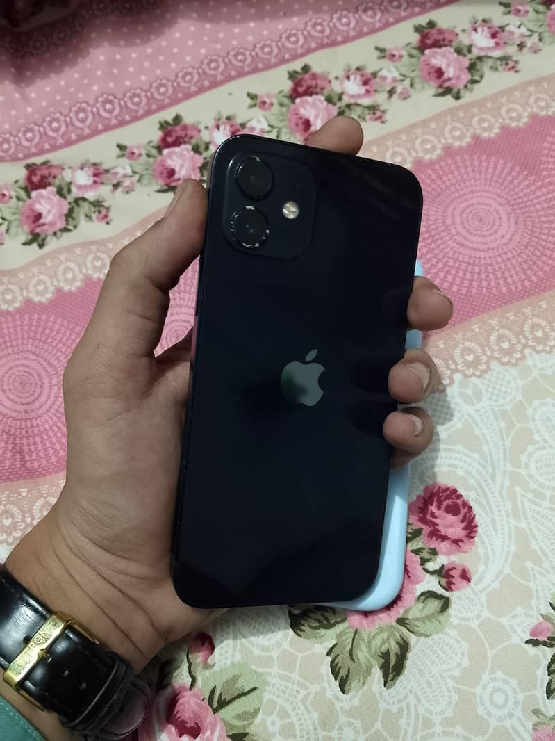 iPhone 12 5