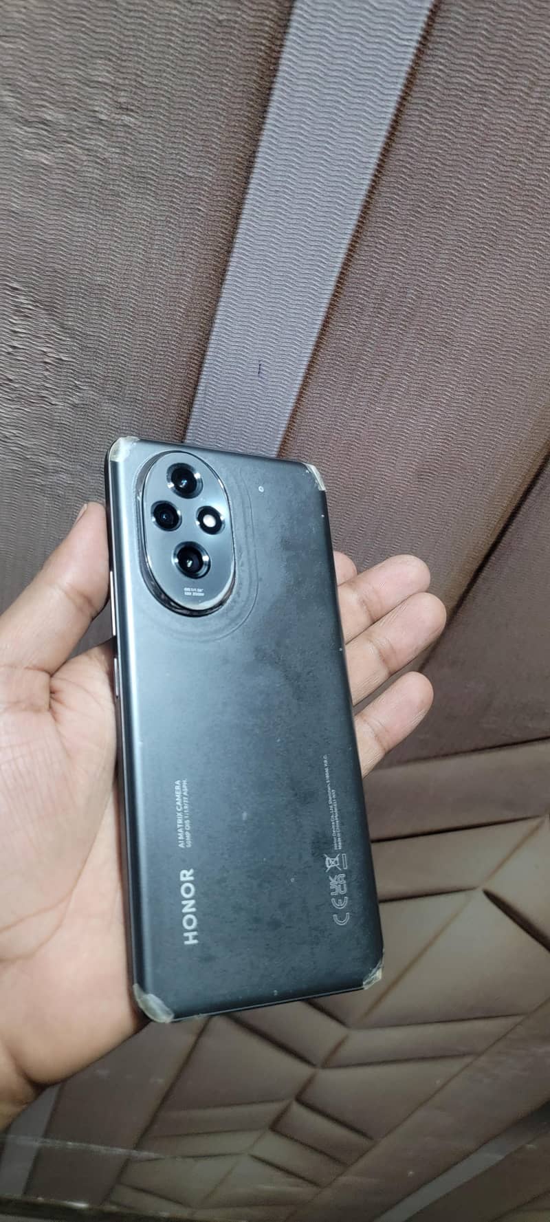 Honor 200 1
