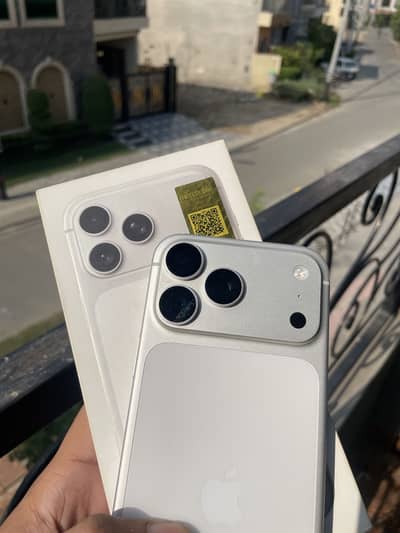 Apple iPhone 17 Pro Max | PTA | 97% Battery Health | Under warrenty