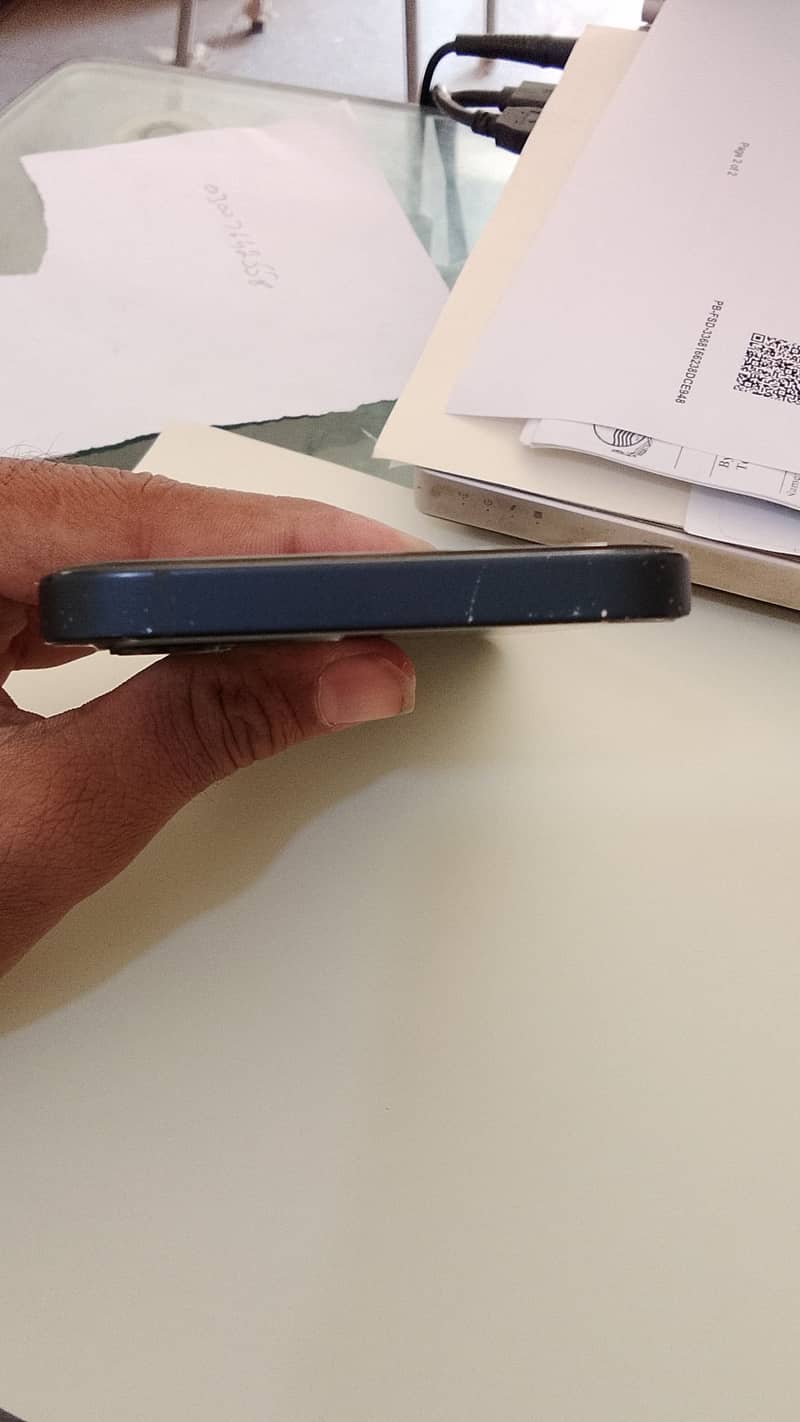 Apple iPhone 12 0